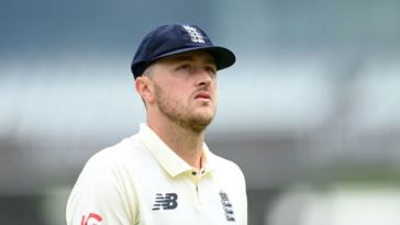 England pacer Olie Robinson gets suspended after old tweets 'resurface'