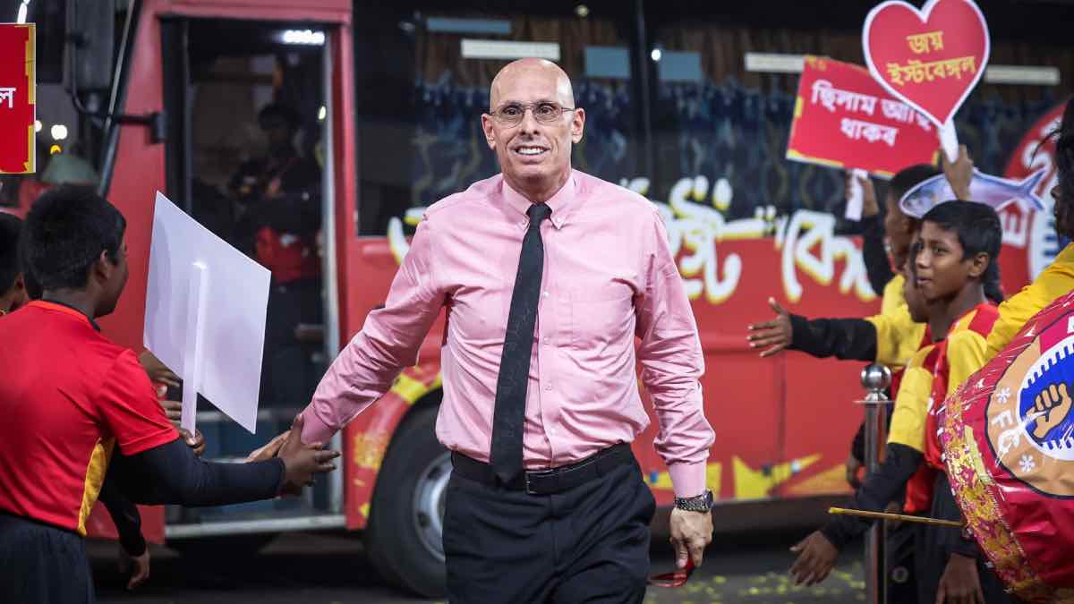 ISL: East Bengal FC Head Coach Stephen Constantine departs
