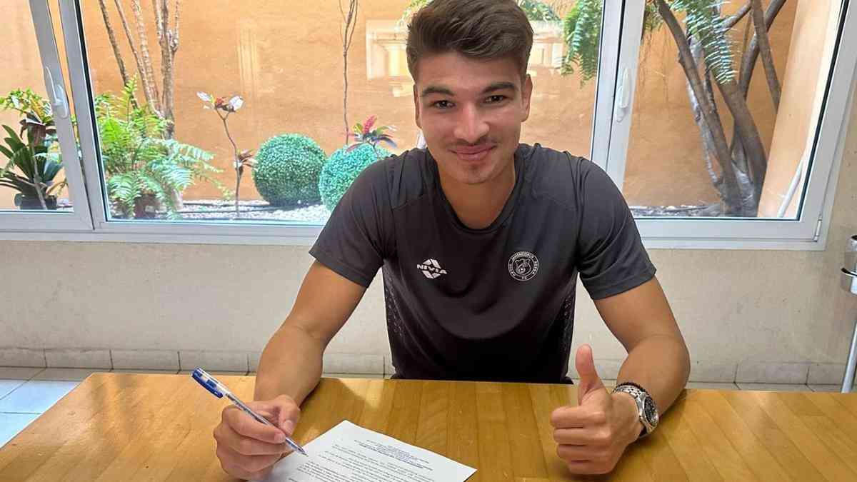 ISL 2024-25: Jamshedpur FC secure permanent signing of Spanish forward Javier Siverio