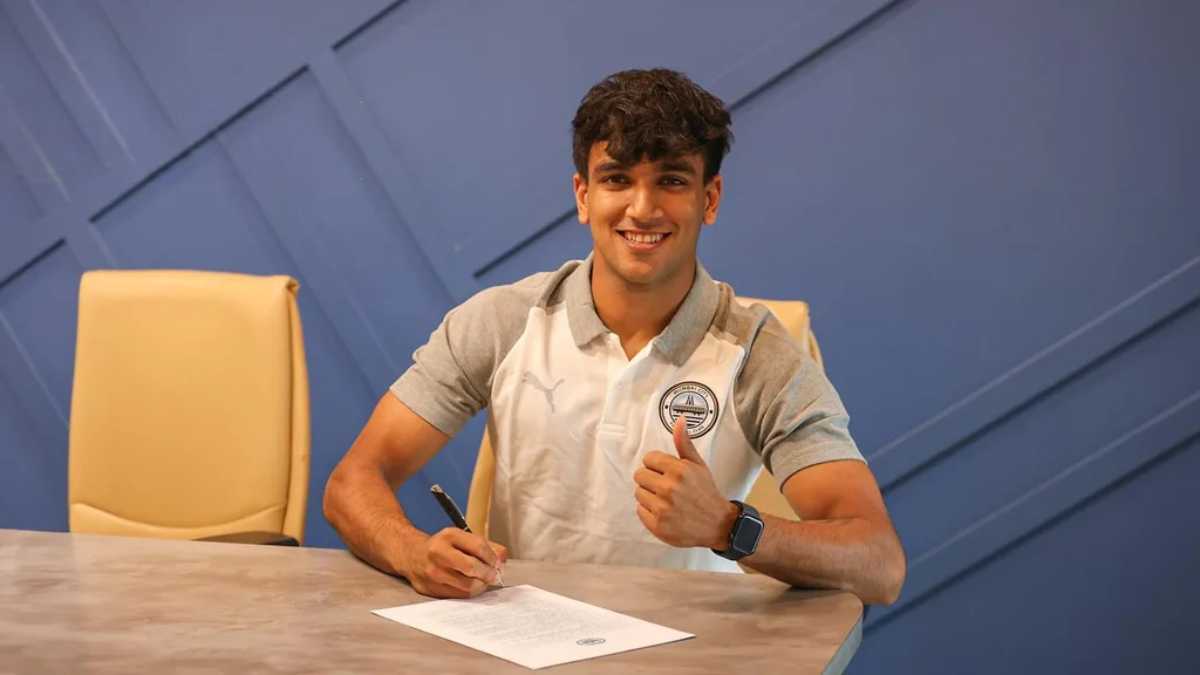 ISL 2024-25: Mumbai City FC sign defender Hardik Bhatt on a one-year contract